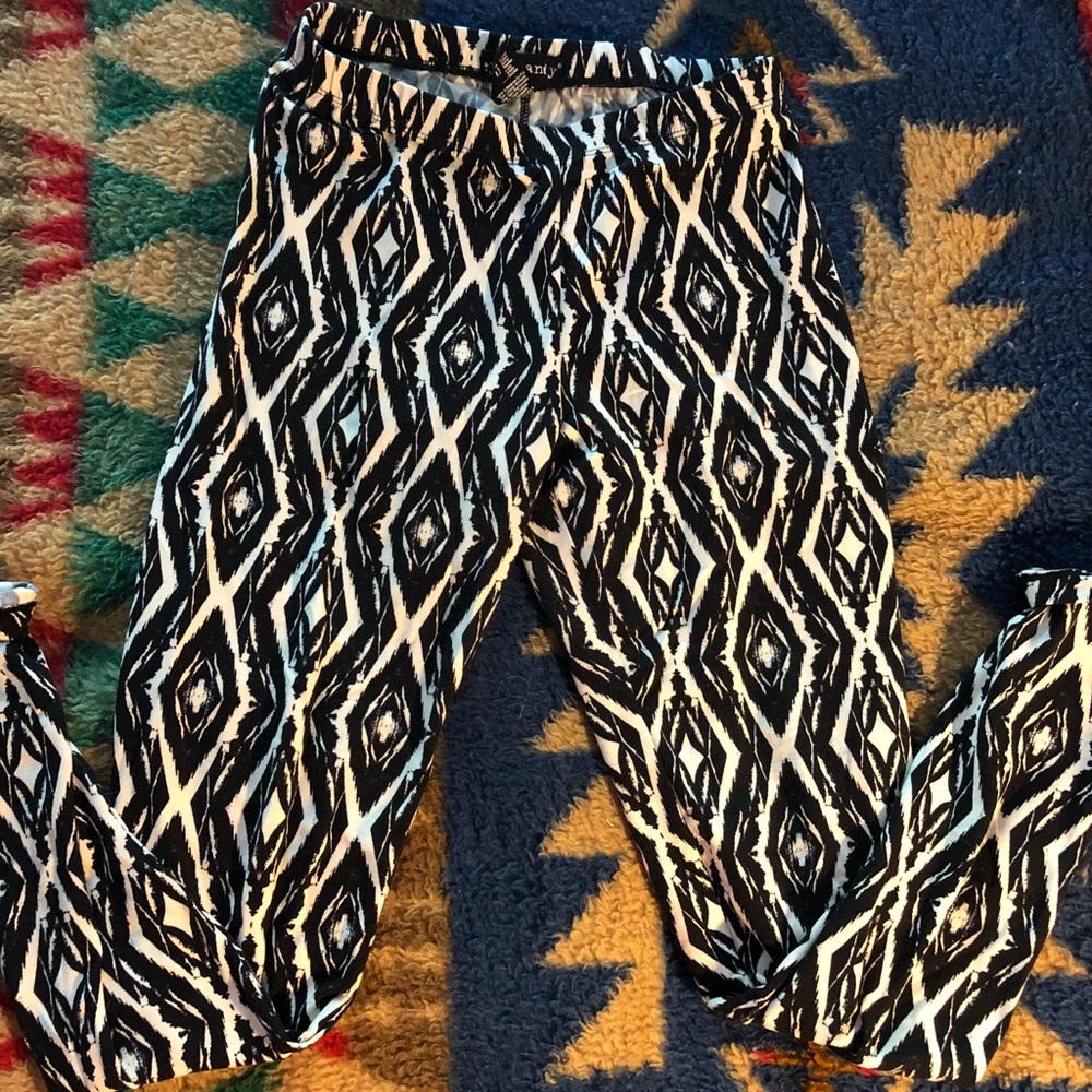 Aztec print leggings